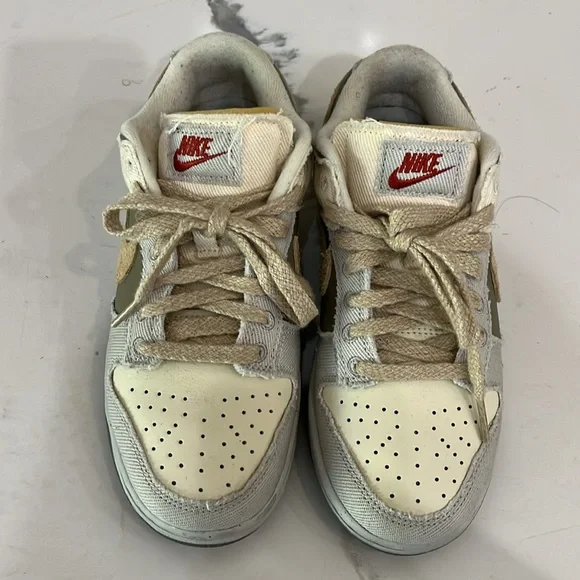 Women’s Nike Dunk Low - Picture 2 of 5